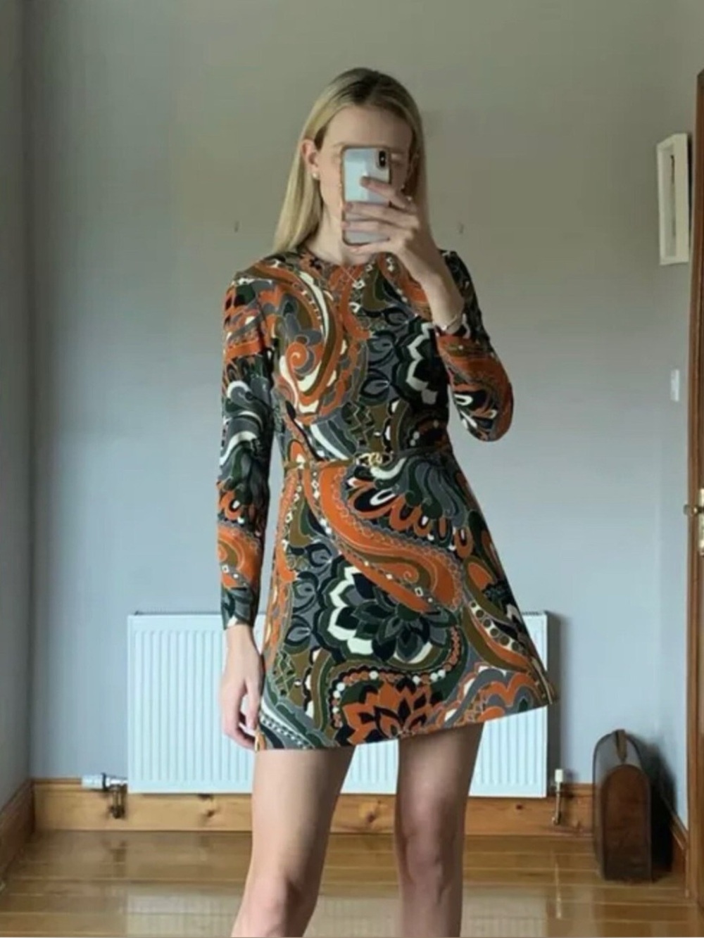 🍊 ZARA Bloggers Fav Retro Long Sleeved Mini Dress with Gold Belt Detail. Size XS - Picture 11 of 15